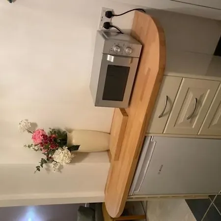 펜션 Custard Creams *